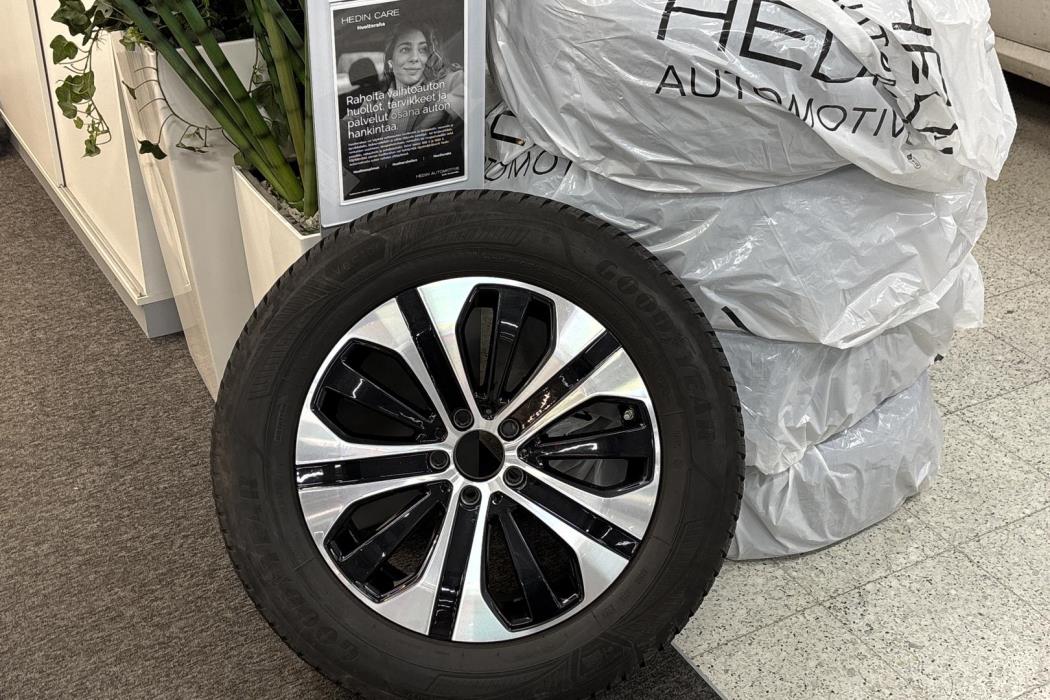 MERCEDES-BENZ GLC 2020