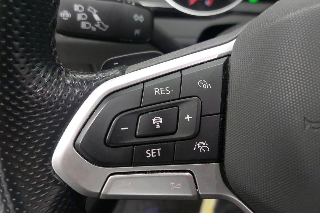 Volkswagen Passat 2021