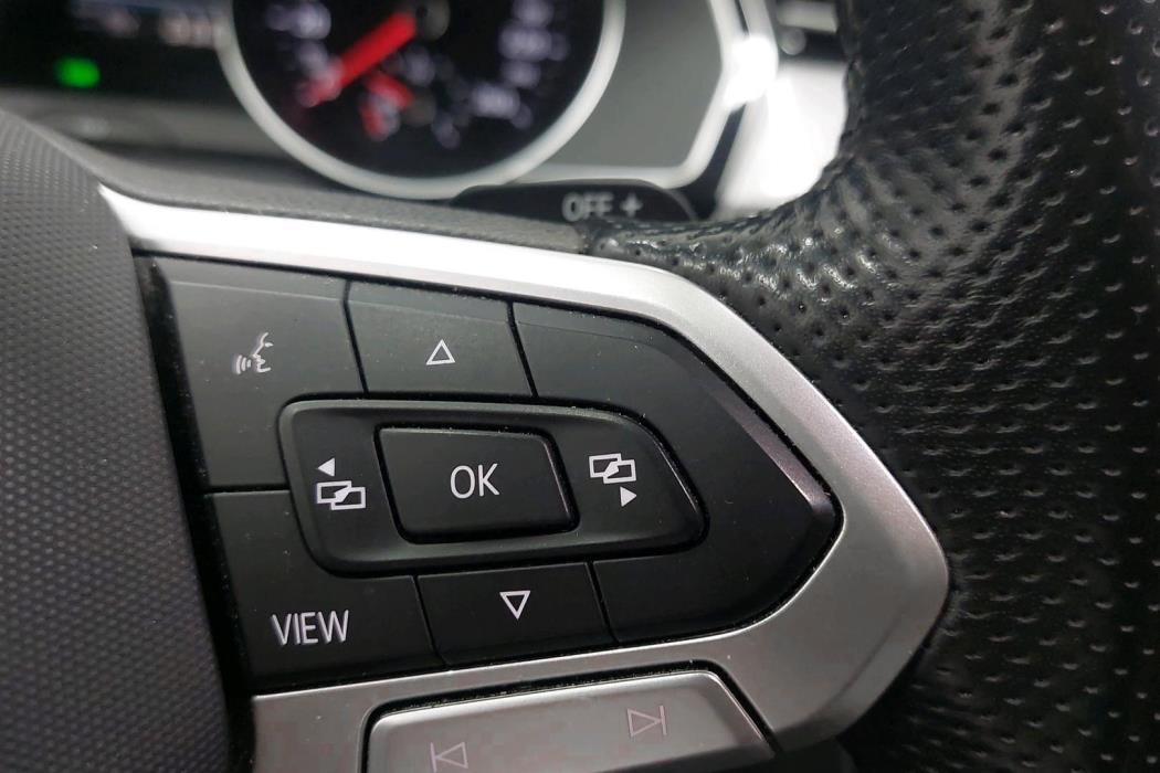 Volkswagen Passat 2021