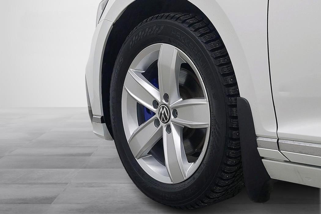 Volkswagen Passat 2021