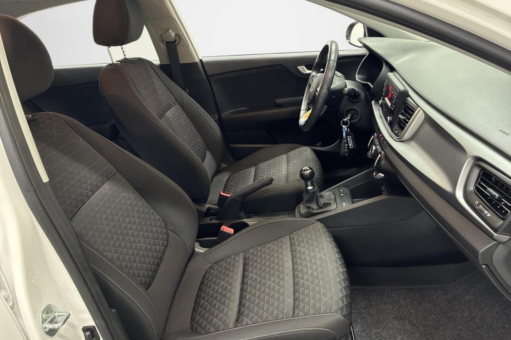 KIA Rio 2023