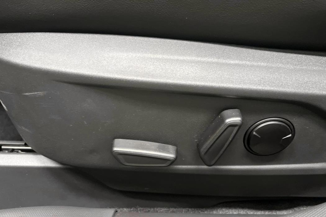 Ford Mustang Mach-E 2025