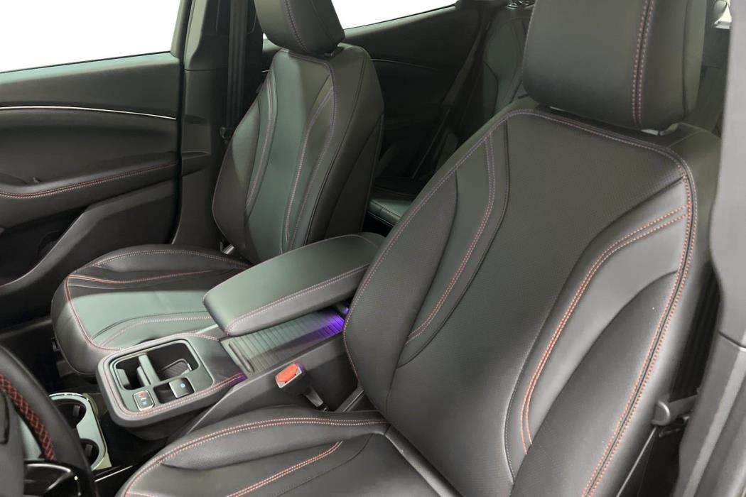 Ford Mustang Mach-E 2025