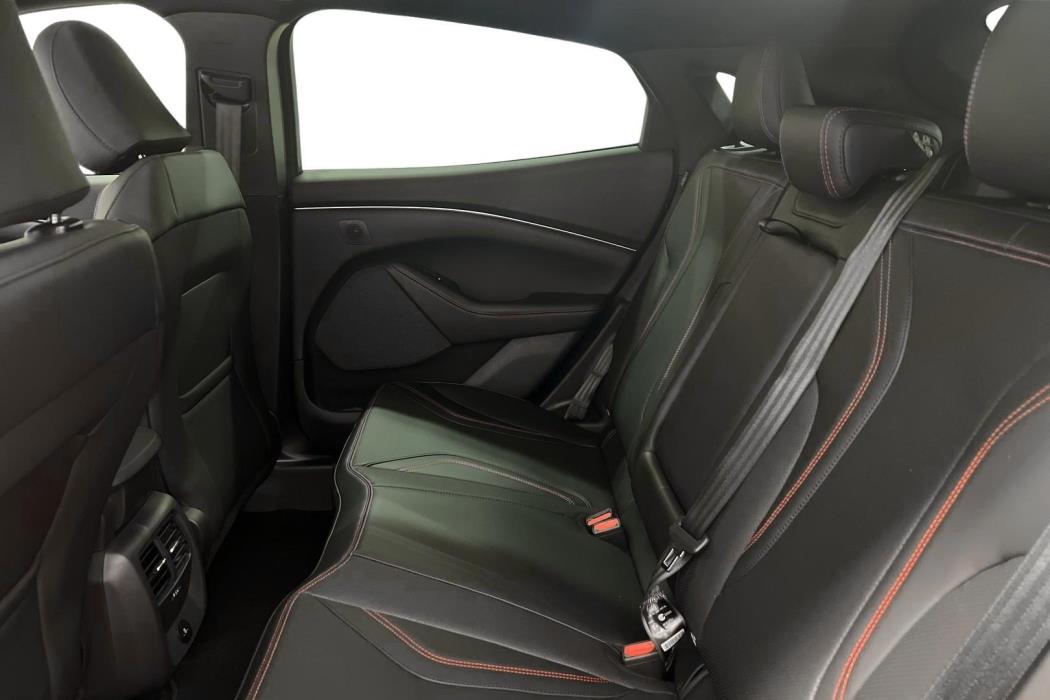 Ford Mustang Mach-E 2025