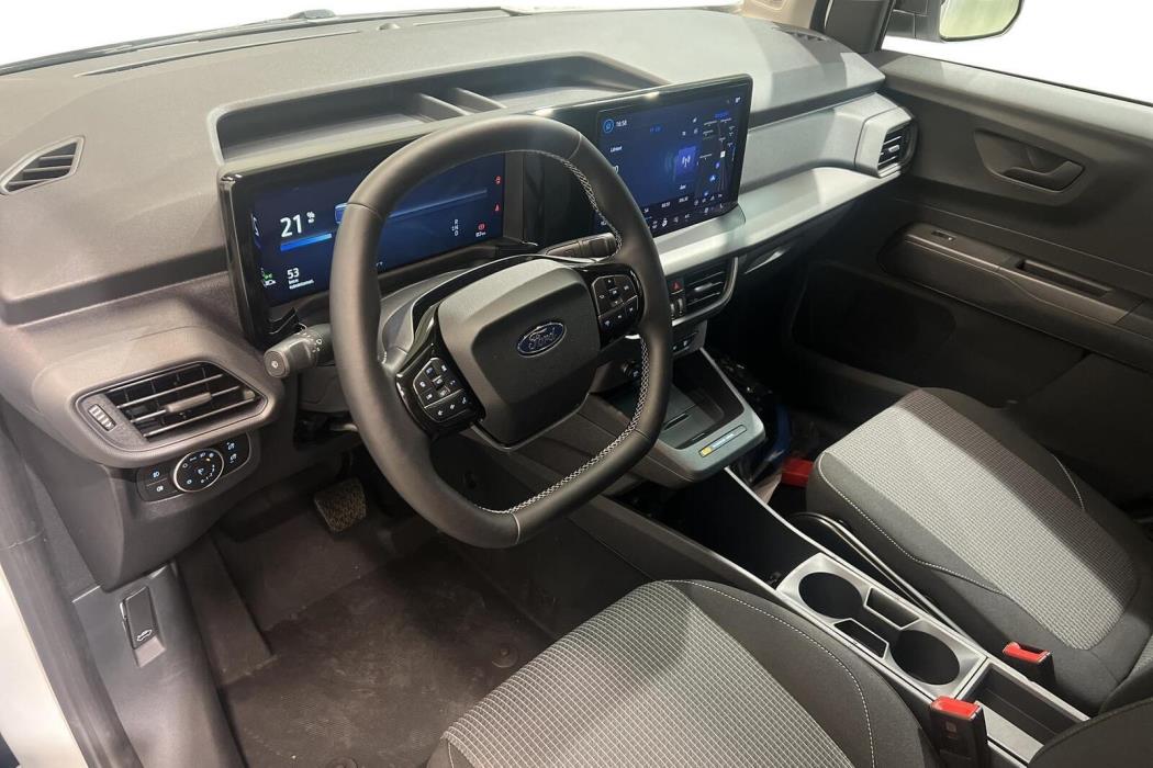 Ford Transit Courier 2025