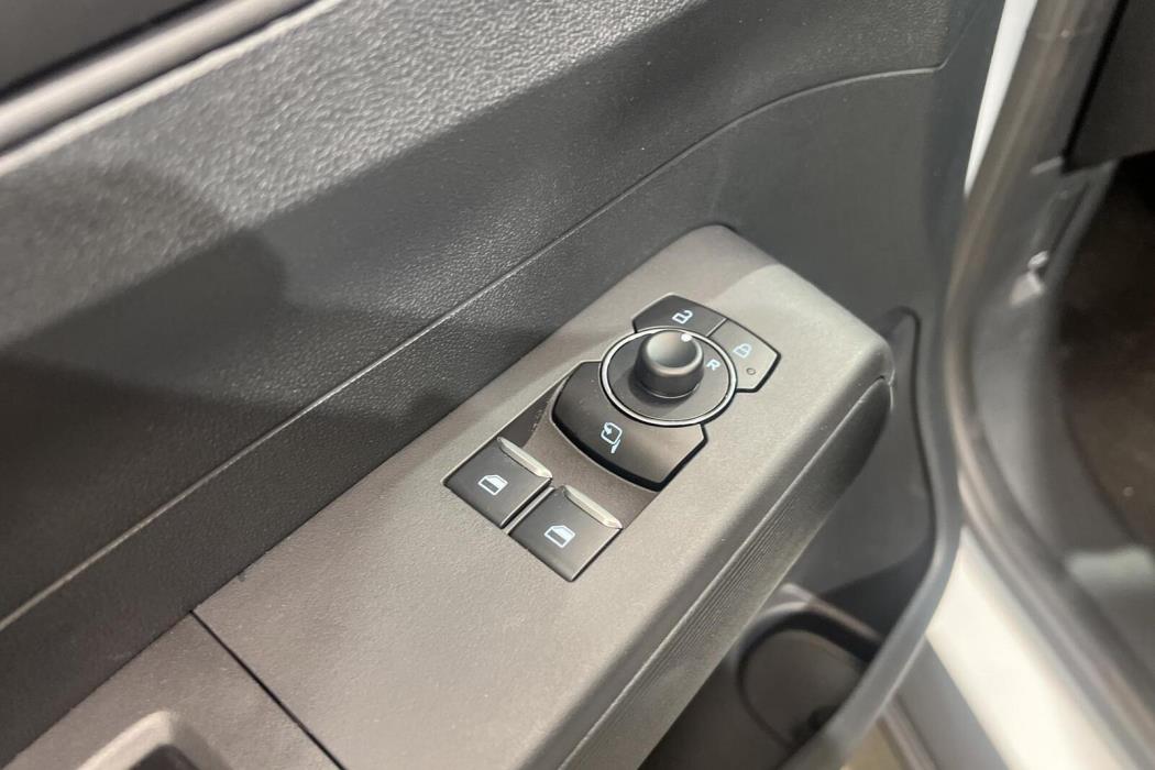 Ford Transit Courier 2025