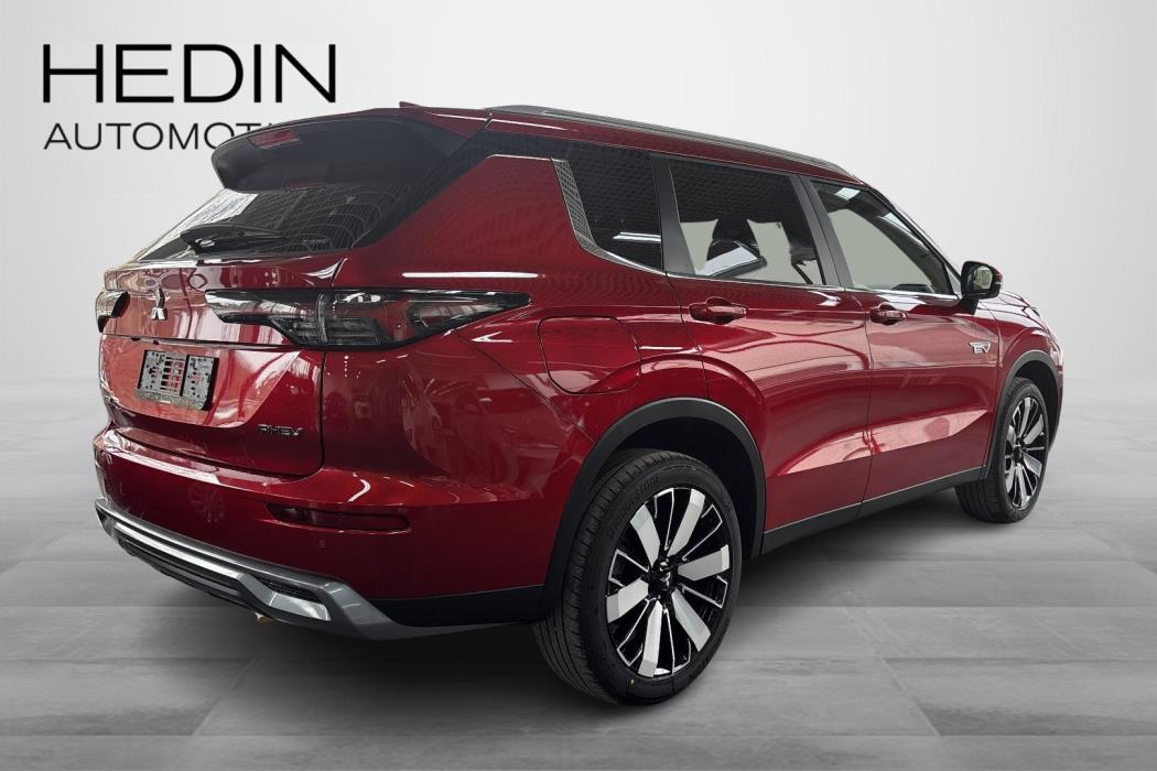 MITSUBISHI OUTLANDER 2026