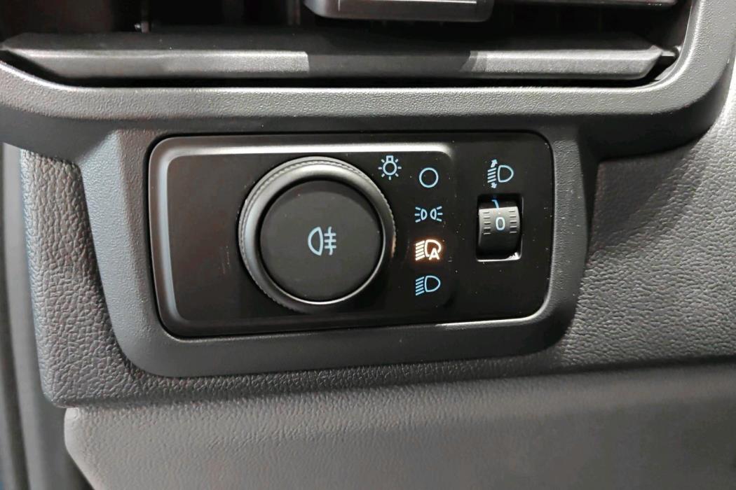 Ford Transit Custom 2025