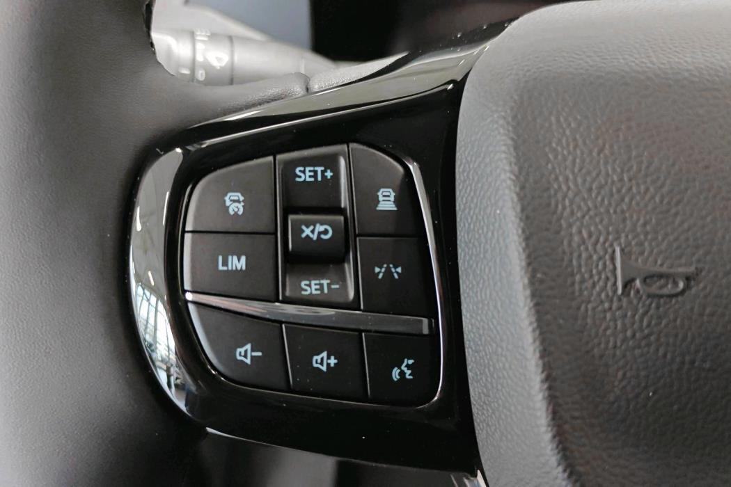 Ford Transit Custom 2025