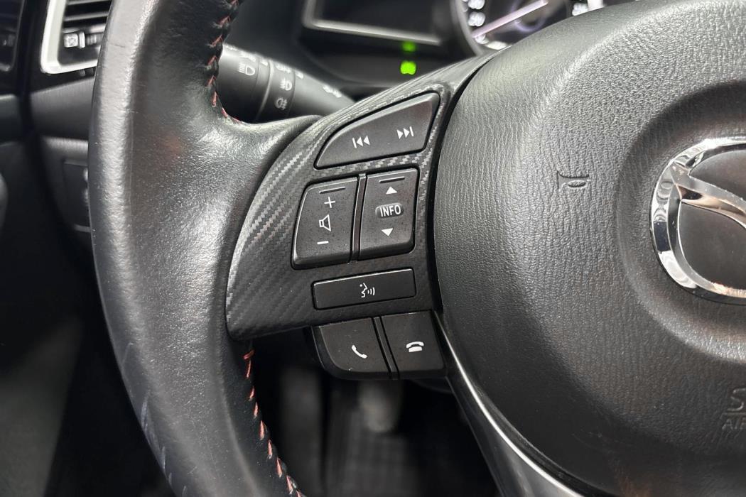 MAZDA Mazda3 2016