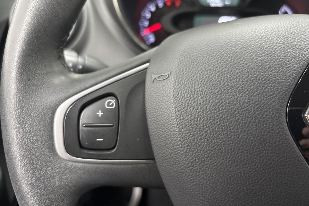 RENAULT Captur 2018