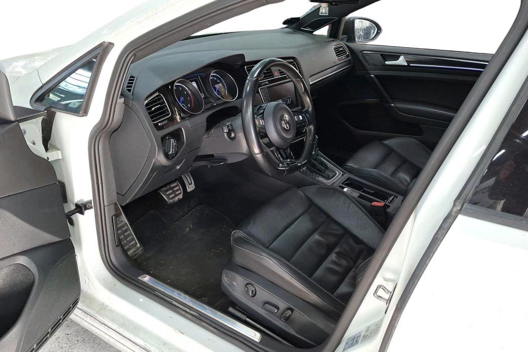 Volkswagen Golf 2016