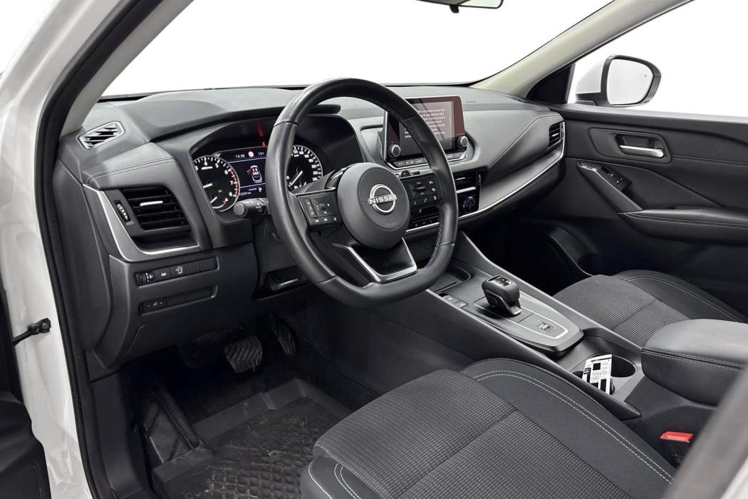 NISSAN Qashqai 2023
