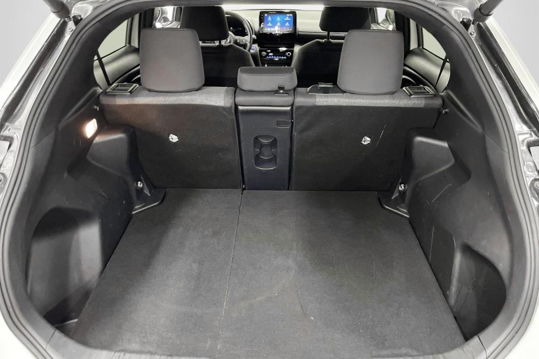 TOYOTA Yaris Cross 2023