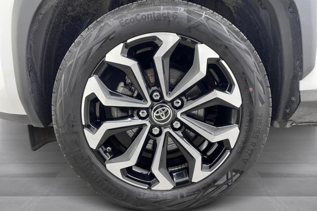 TOYOTA Yaris Cross 2023