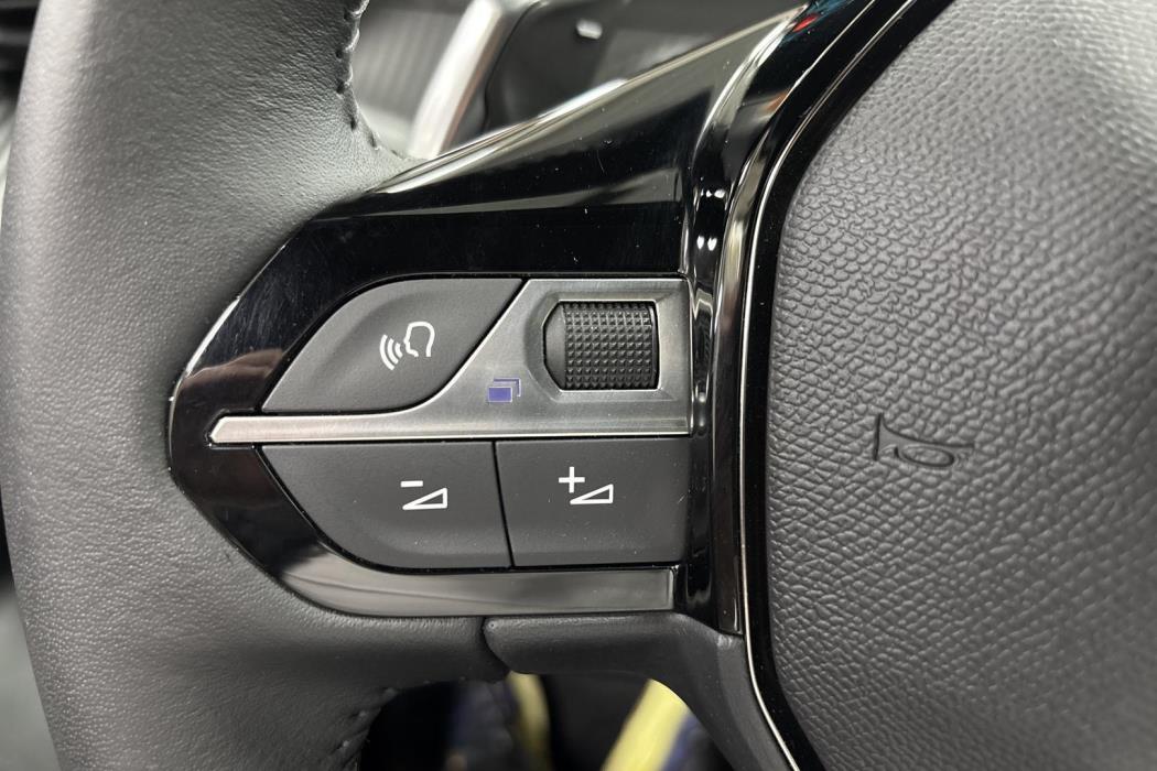 PEUGEOT 2008 2026