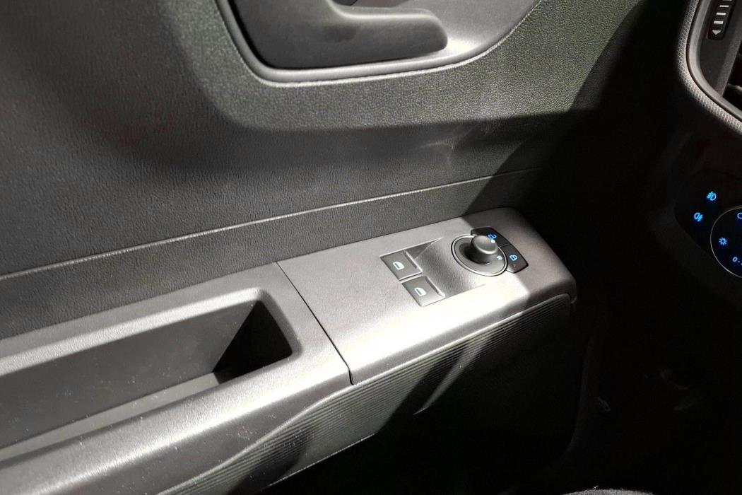 Ford Transit Courier 2025