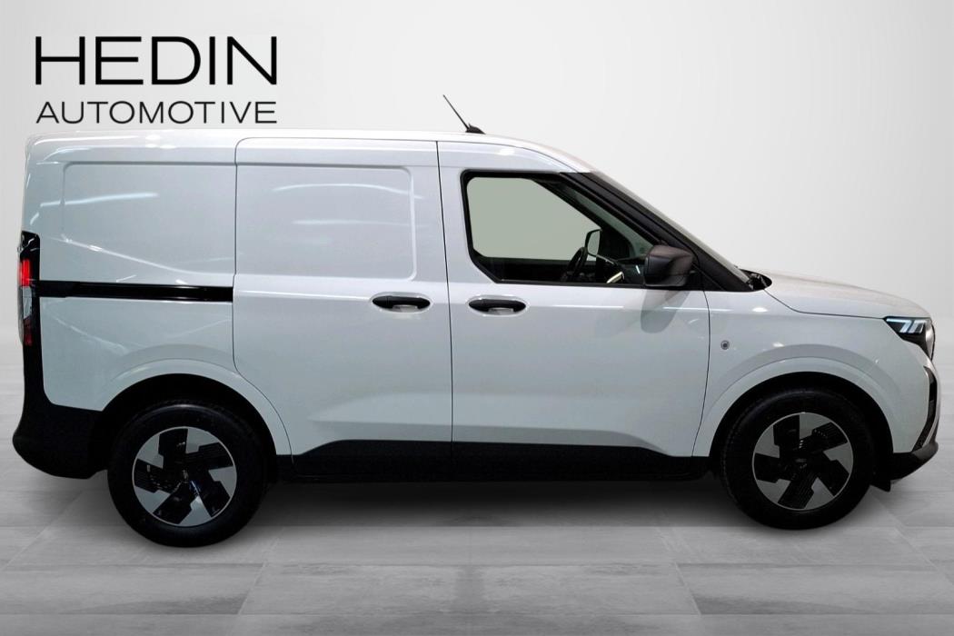 Ford Transit Courier 2025