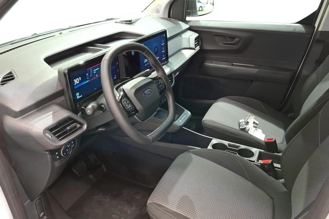 Ford Transit Courier 2025