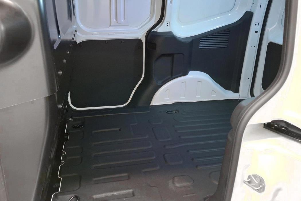 Ford Transit Courier 2025