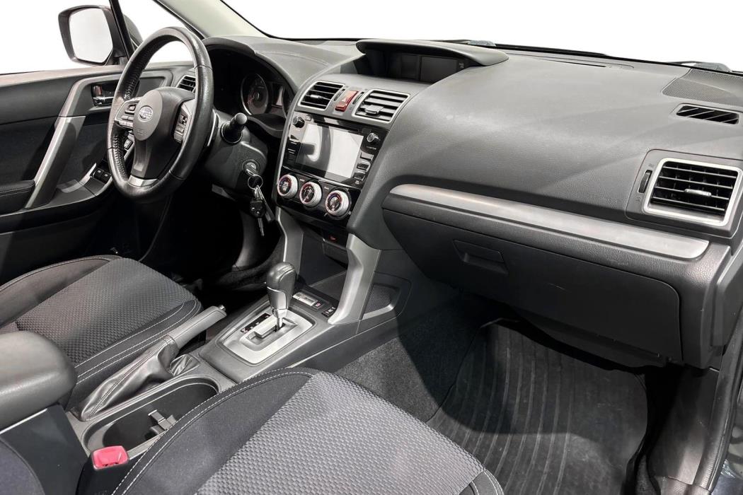 Subaru Forester 2015