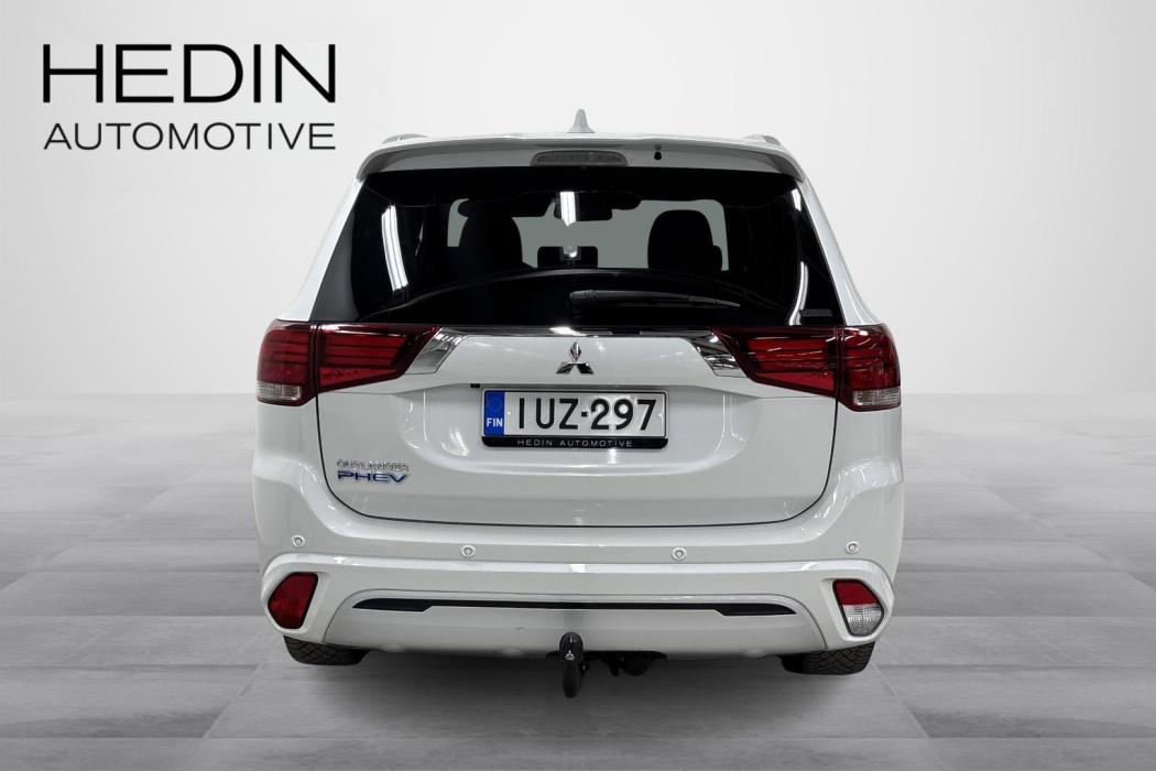 Mitsubishi Outlander PHEV 2021