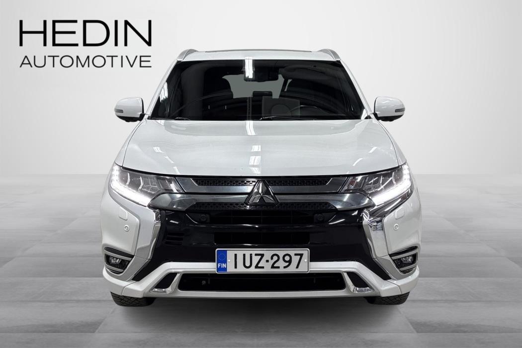 Mitsubishi Outlander PHEV 2021