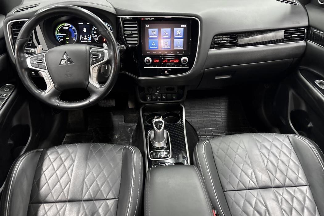 Mitsubishi Outlander PHEV 2021