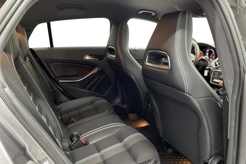 Mercedes-Benz CLA 2017