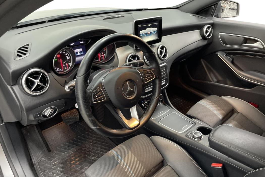 Mercedes-Benz CLA 2017