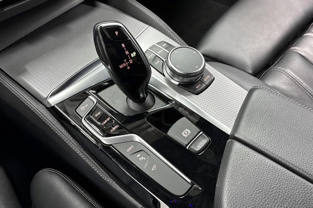 BMW 530 2019