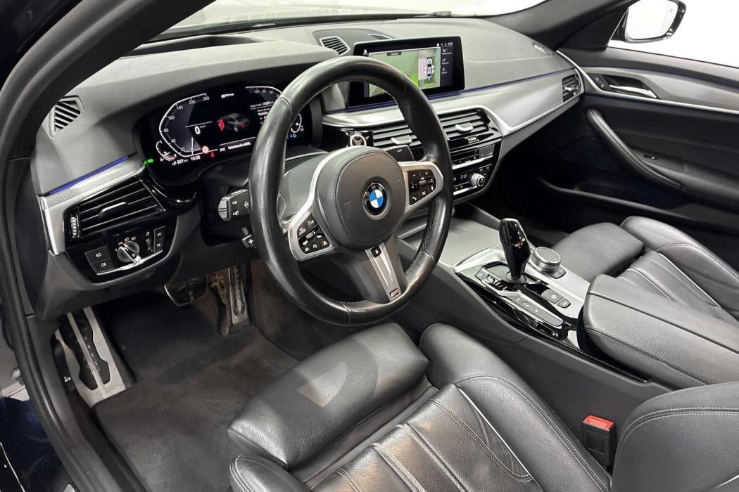 BMW 530 2019