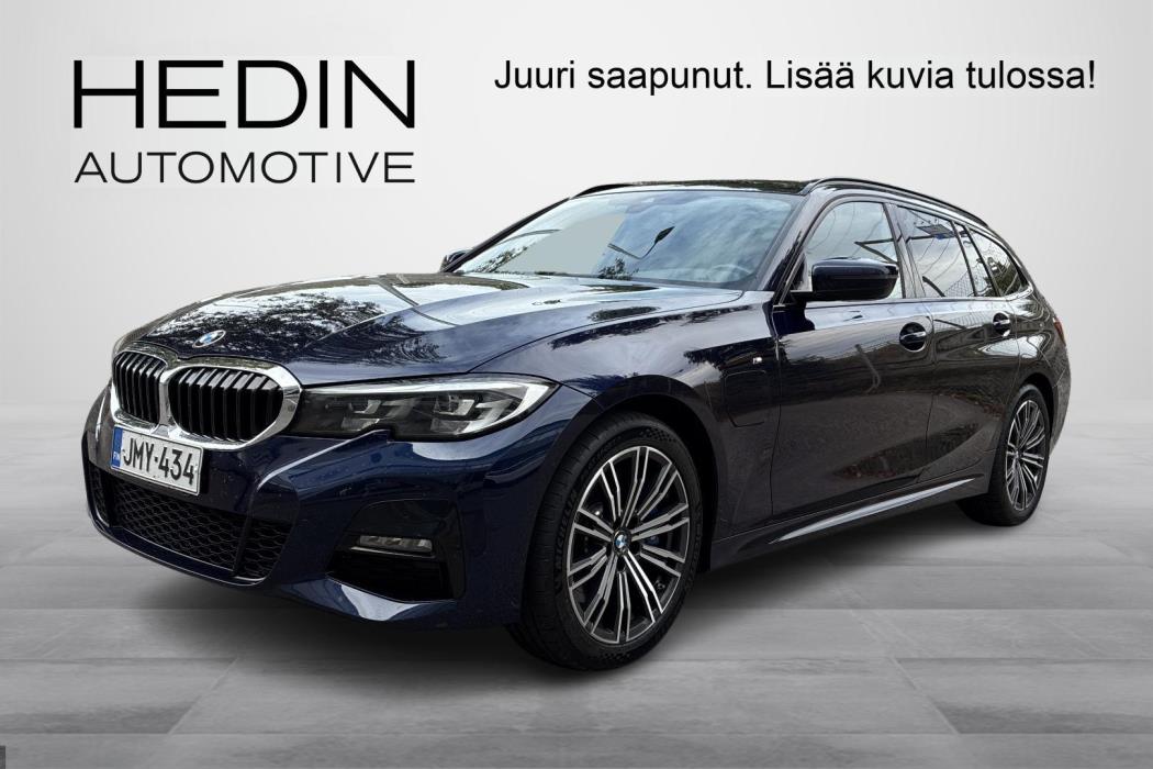 BMW 330 2021