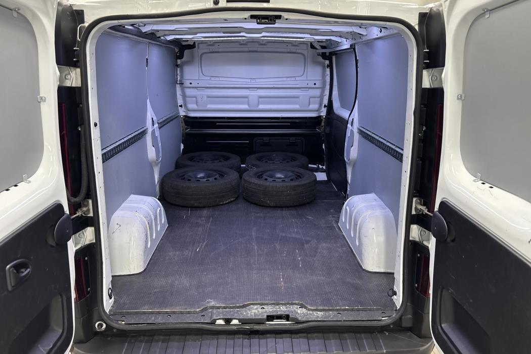 NISSAN PRIMASTAR 2023