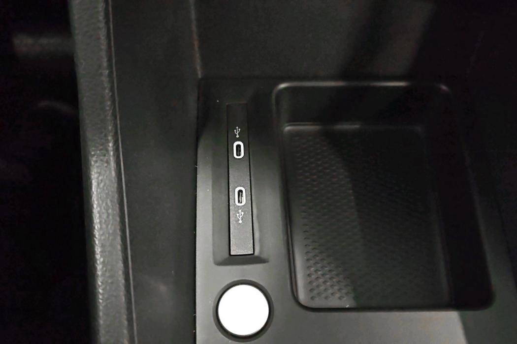 Ford Grand Tourneo Connect 2025