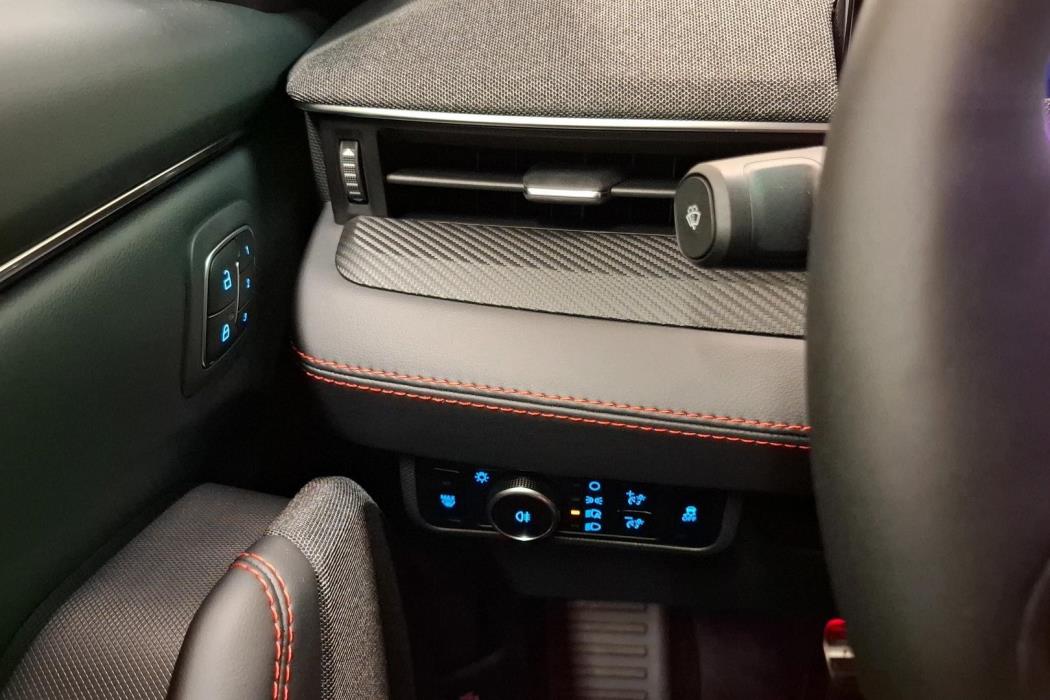 Ford Mustang Mach-E 2025