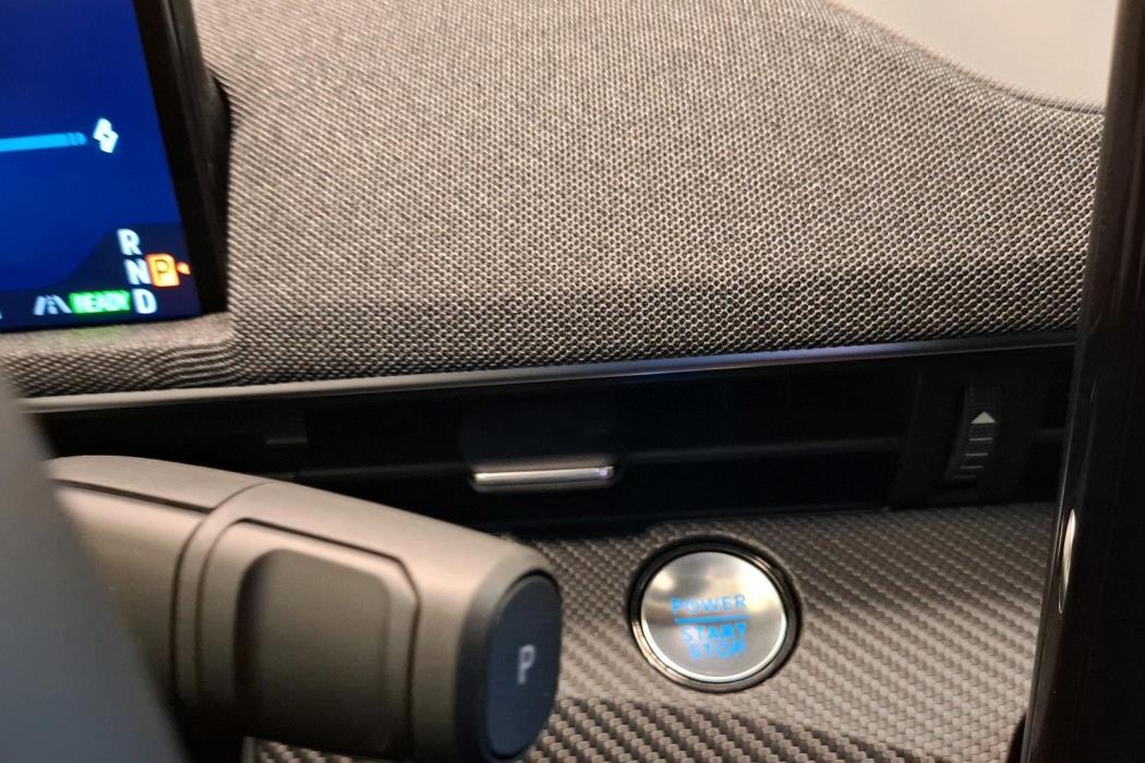 Ford Mustang Mach-E 2025