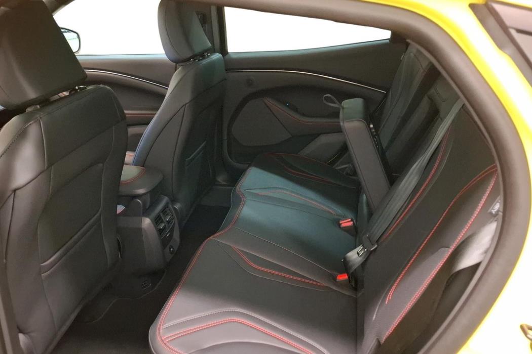 Ford Mustang Mach-E 2025