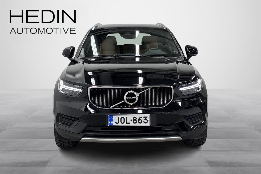 Volvo XC40 2021