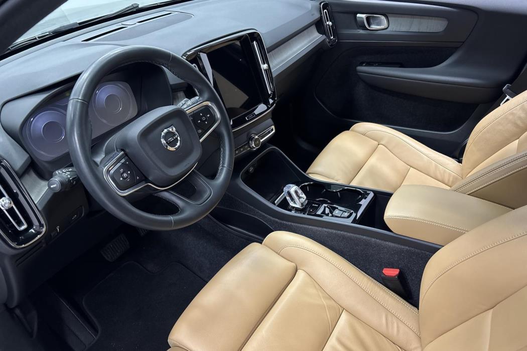 Volvo XC40 2021