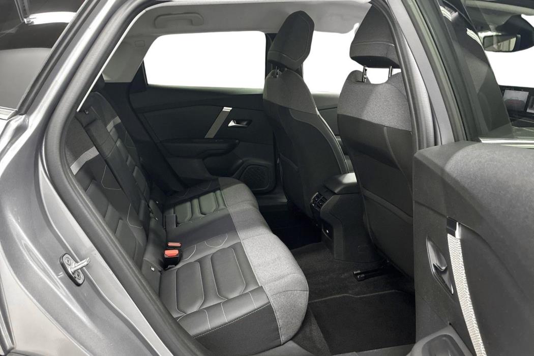 Citroen C4 X 2023