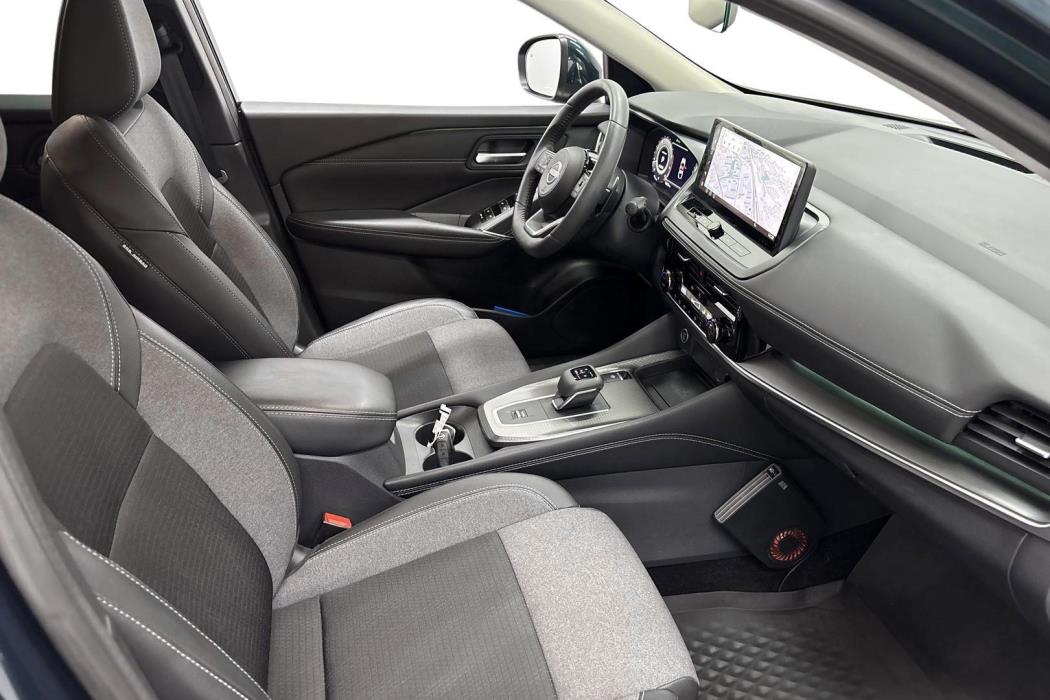 NISSAN Qashqai 2024