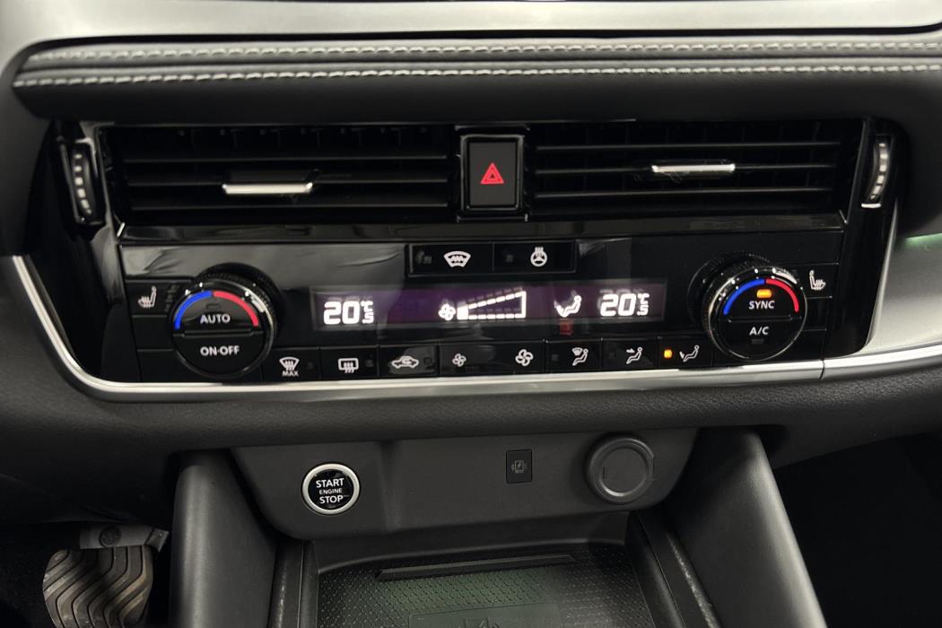 NISSAN Qashqai 2024