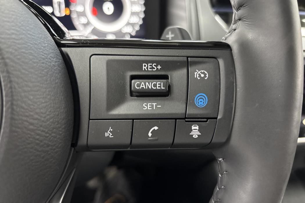 NISSAN Qashqai 2024