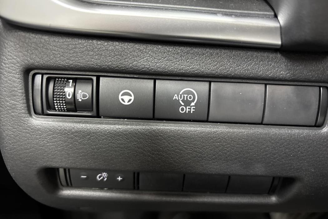 NISSAN Qashqai 2024