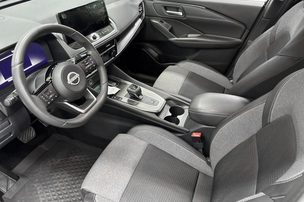 NISSAN Qashqai 2024