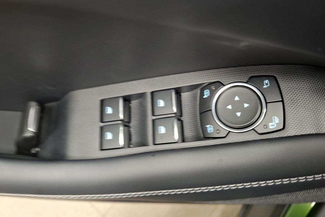 Ford Mustang Mach-E 2026