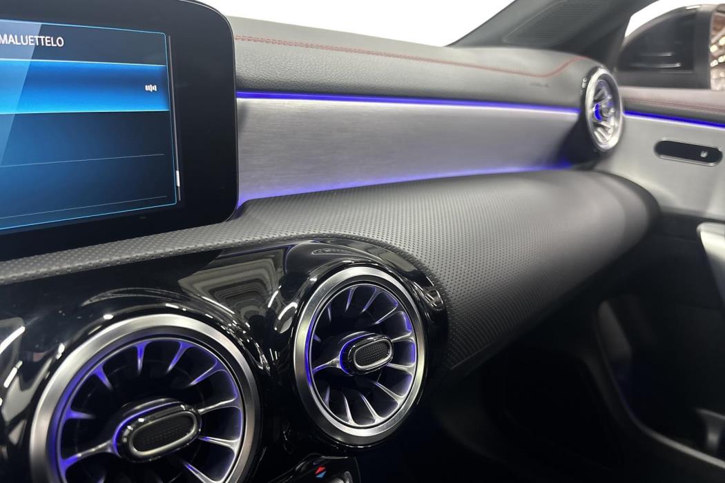 Mercedes-Benz CLA 2021