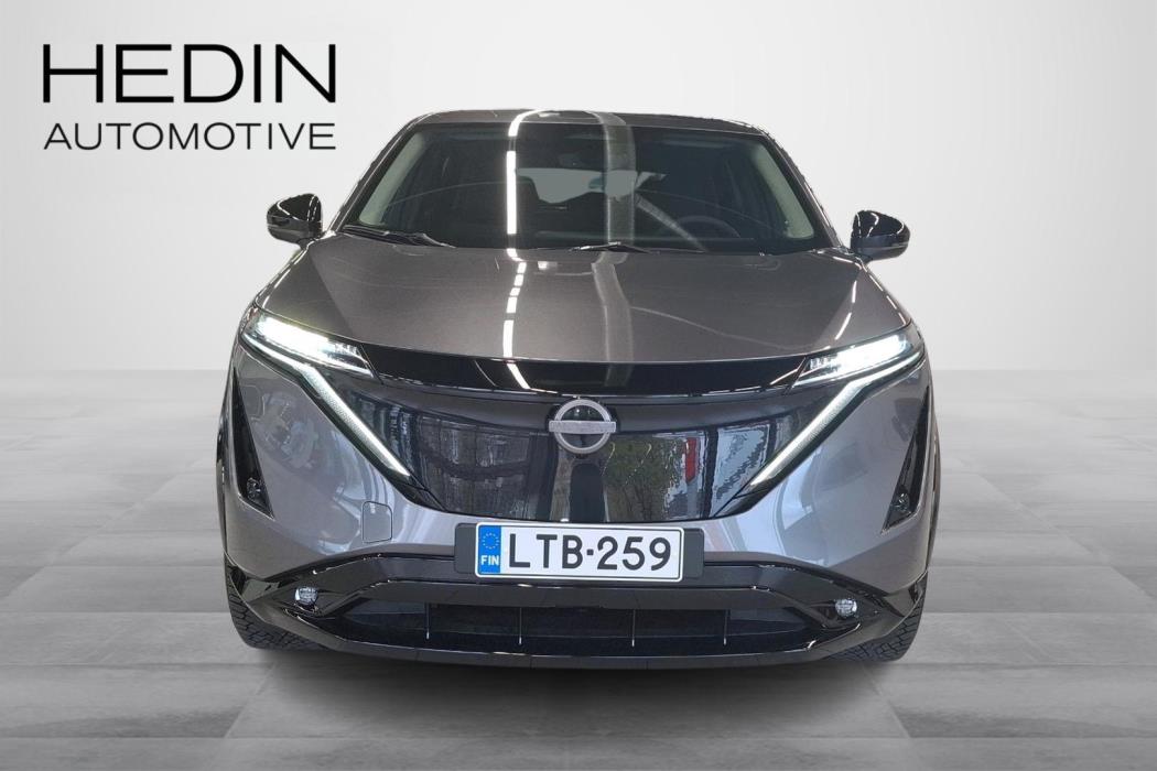 Nissan Ariya 2025