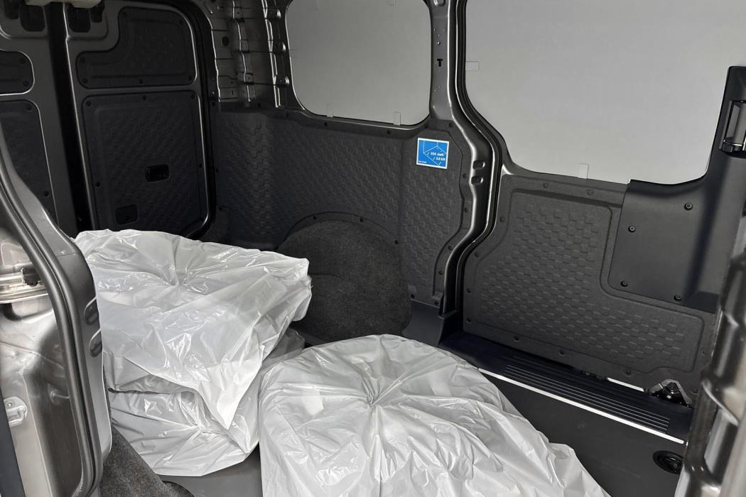 Kia PV5 Cargo 2025